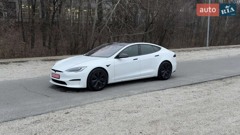 Лифтбек Tesla Model S 2021 в Днепре