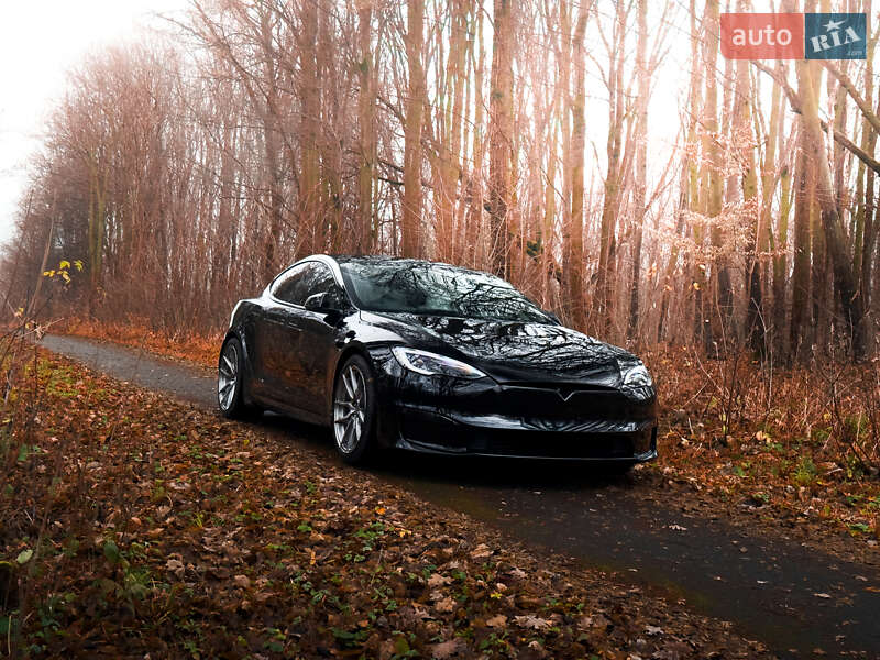 Ліфтбек Tesla Model S 2022 в Тернополі