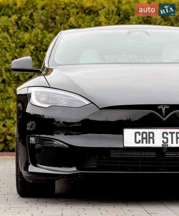 Ліфтбек Tesla Model S 2023 в Стрию