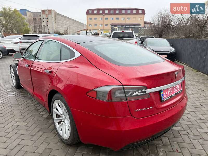 Лифтбек Tesla Model S 2016 в Луцке фото 4 Лифтбек Tesla Model S 2016 в Луцке