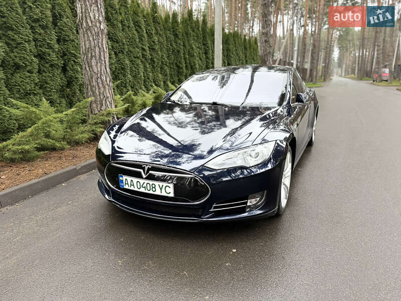 Tesla Model S 2013 Tesla Model S 2013