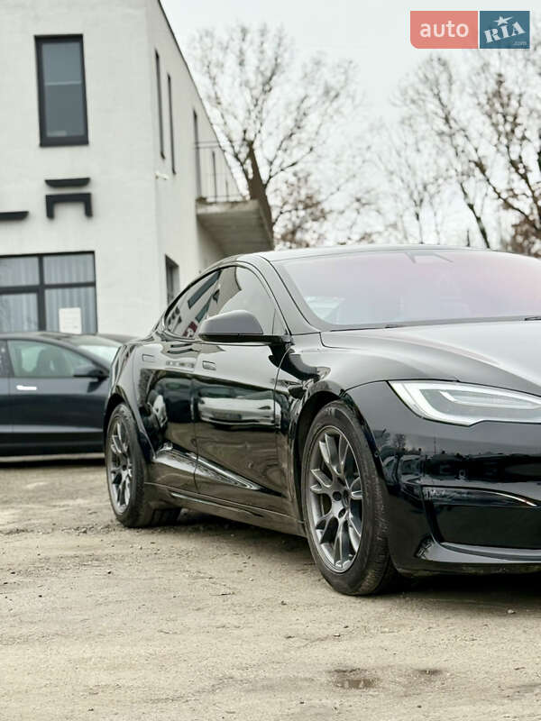 Лифтбек Tesla Model S 2021 в Виннице