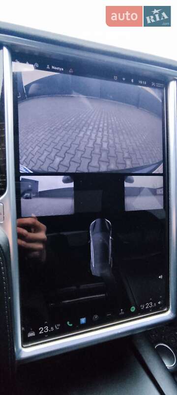 Лифтбек Tesla Model S 2016 в Сарнах