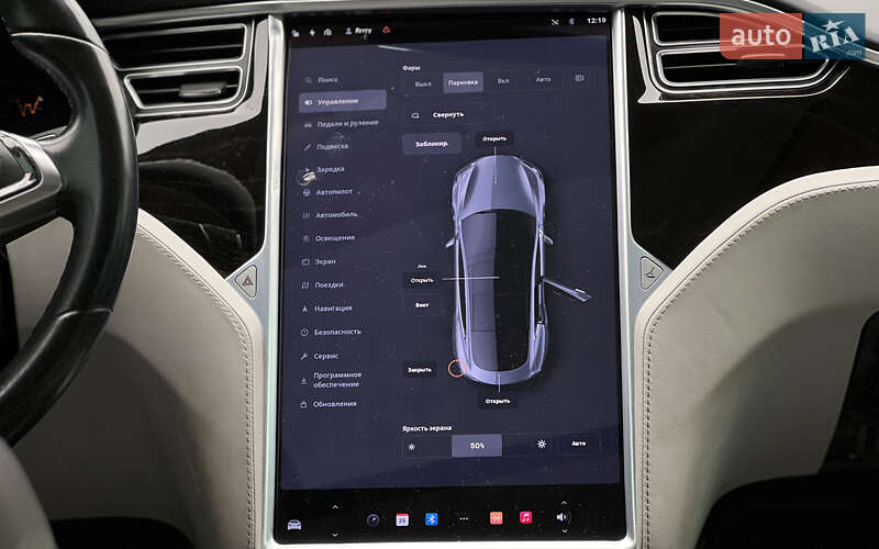 Лифтбек Tesla Model S 2016 в Львове фото 16 Лифтбек Tesla Model S 2016 в Львове