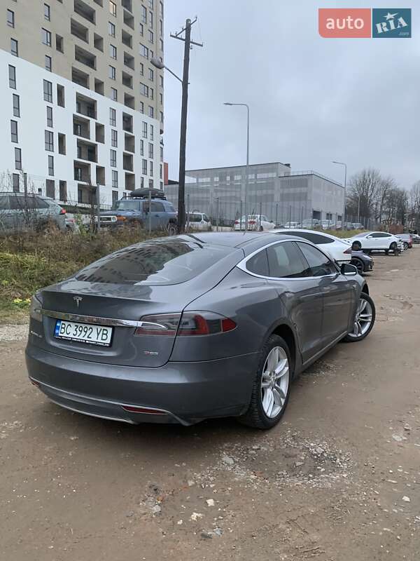 Лифтбек Tesla Model S 2013 в Львове фото 6 Лифтбек Tesla Model S 2013 в Львове