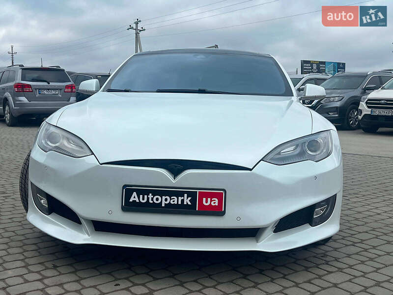 Лифтбек Tesla Model S 2015 в Львове фото 13 Лифтбек Tesla Model S 2015 в Львове