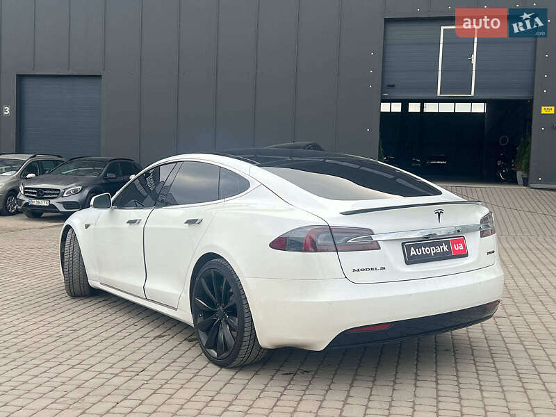 Лифтбек Tesla Model S 2015 в Львове фото 9 Лифтбек Tesla Model S 2015 в Львове