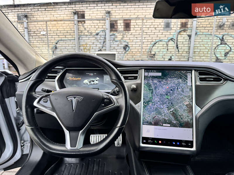 Ліфтбек Tesla Model S 2014 в Луцьку фото 19 Ліфтбек Tesla Model S 2014 в Луцьку