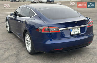Лифтбек Tesla Model S 2017 в Николаеве