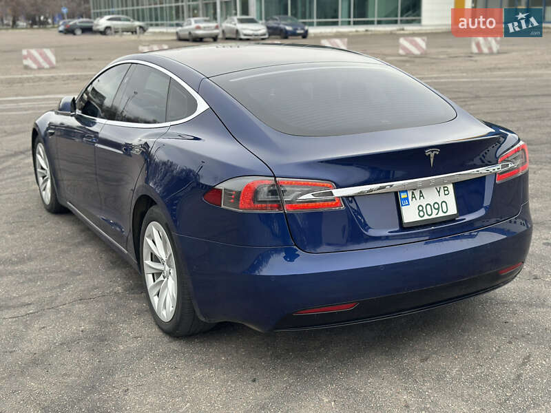 Лифтбек Tesla Model S 2017 в Николаеве фото 5 Лифтбек Tesla Model S 2017 в Николаеве