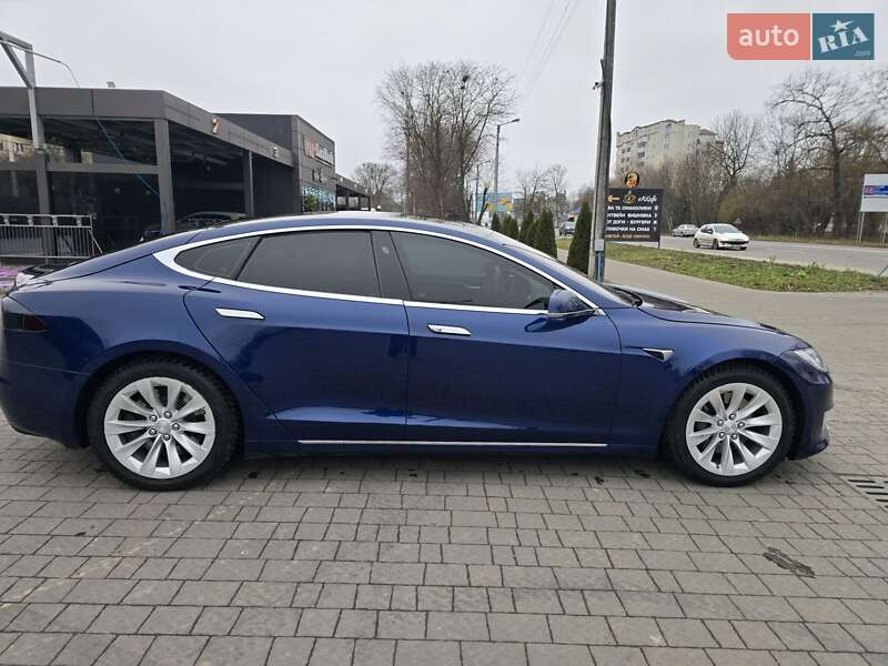 Лифтбек Tesla Model S 2017 в Тысменице фото 4 Лифтбек Tesla Model S 2017 в Тысменице
