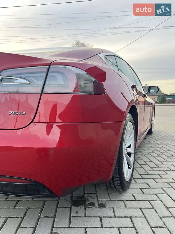 Лифтбек Tesla Model S 2018 в Сарнах фото 16 Лифтбек Tesla Model S 2018 в Сарнах