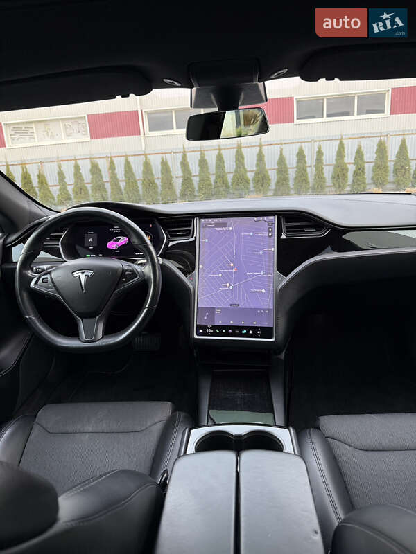 Лифтбек Tesla Model S 2018 в Луцке фото 12 Лифтбек Tesla Model S 2018 в Луцке
