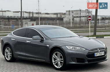 Ліфтбек Tesla Model S 2013 в Запоріжжі