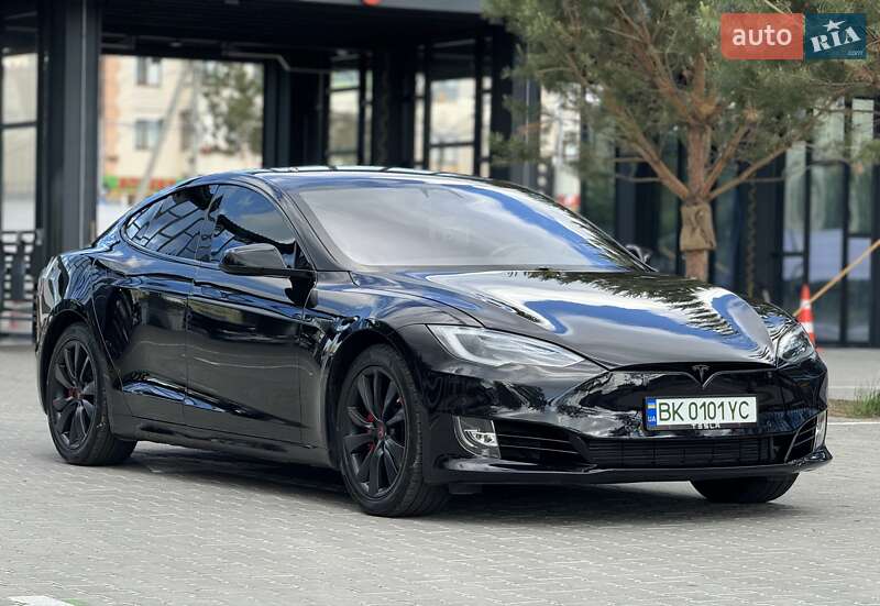 Лифтбек Tesla Model S 2018 в Ровно фото 22 Лифтбек Tesla Model S 2018 в Ровно