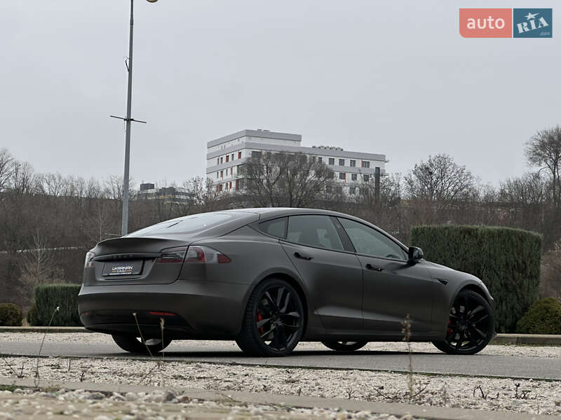 Лифтбек Tesla Model S 2018 в Днепре