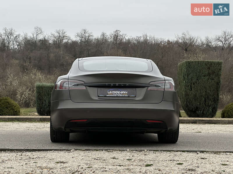 Лифтбек Tesla Model S 2018 в Днепре