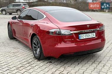 Ліфтбек Tesla Model S 2018 в Бережанах