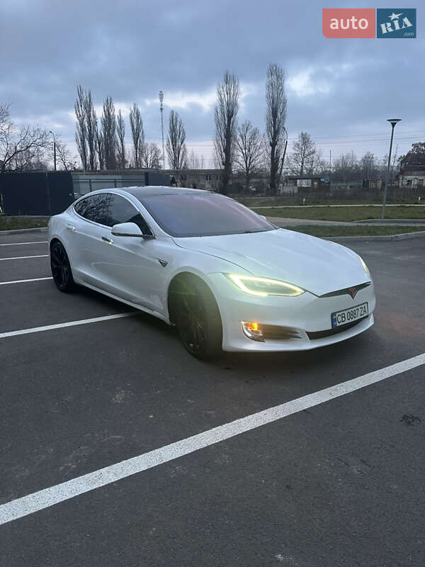Лифтбек Tesla Model S 2020 в Чернигове фото 2 Лифтбек Tesla Model S 2020 в Чернигове