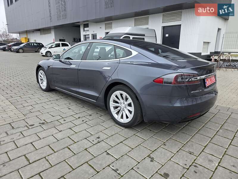 Лифтбек Tesla Model S 2019 в Ровно фото 10 Лифтбек Tesla Model S 2019 в Ровно