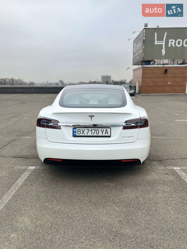 Лифтбек Tesla Model S 2019 в Киеве фото 8 Лифтбек Tesla Model S 2019 в Киеве