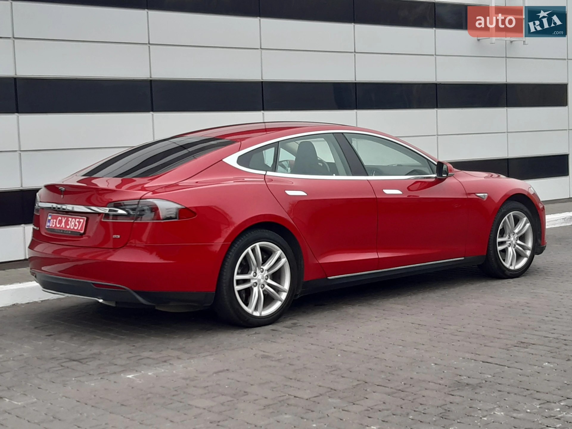 2014 Tesla Model S - мініатюра 12
