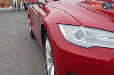 Лифтбек Tesla Model S 2014 в Ровно