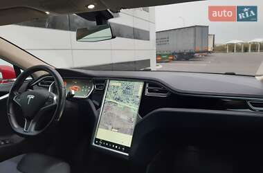 Лифтбек Tesla Model S 2014 в Ровно