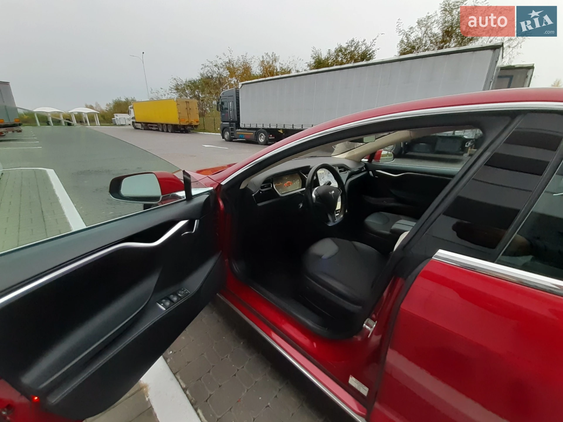 2014 Tesla Model S - мініатюра 37