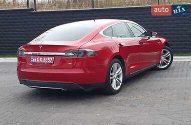 Лифтбек Tesla Model S 2014 в Ровно