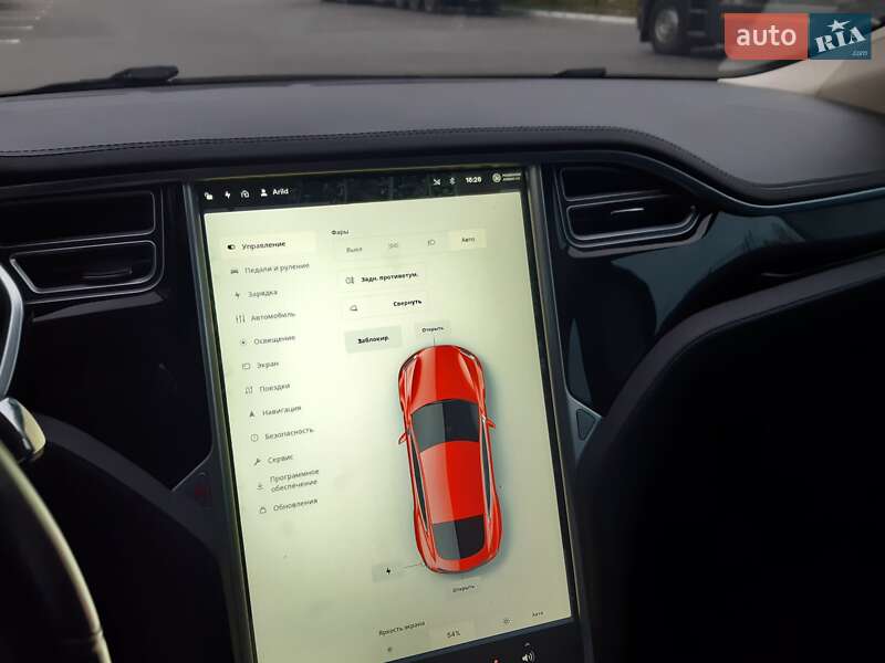 Лифтбек Tesla Model S 2014 в Ровно