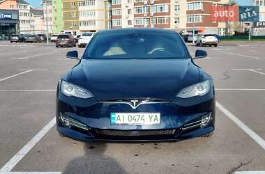 Лифтбек Tesla Model S 2014 в Киеве