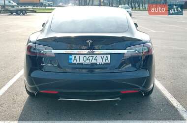 Лифтбек Tesla Model S 2014 в Киеве