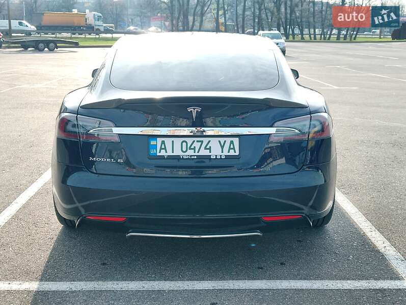 Лифтбек Tesla Model S 2014 в Киеве фото 6 Лифтбек Tesla Model S 2014 в Киеве
