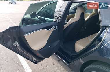 Лифтбек Tesla Model S 2014 в Киеве