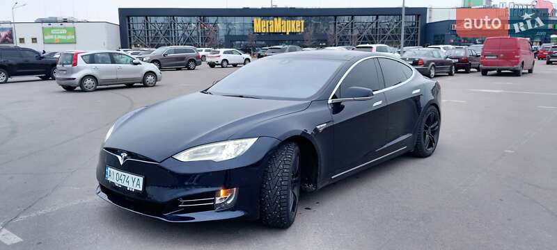 Лифтбек Tesla Model S 2014 в Киеве фото 18 Лифтбек Tesla Model S 2014 в Киеве