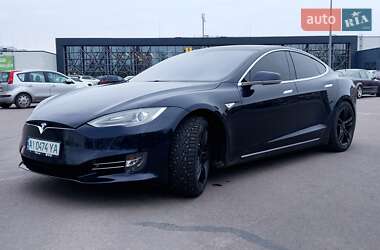 Лифтбек Tesla Model S 2014 в Киеве
