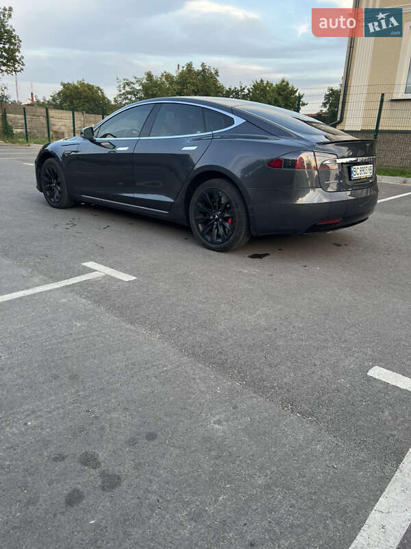 Лифтбек Tesla Model S 2016 в Львове фото 11 Лифтбек Tesla Model S 2016 в Львове