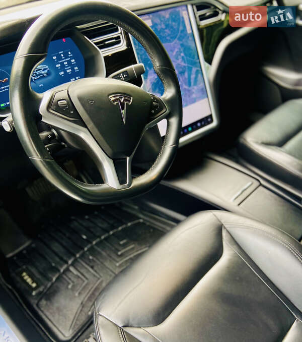 Лифтбек Tesla Model S 2016 в Луцке фото 47 Лифтбек Tesla Model S 2016 в Луцке
