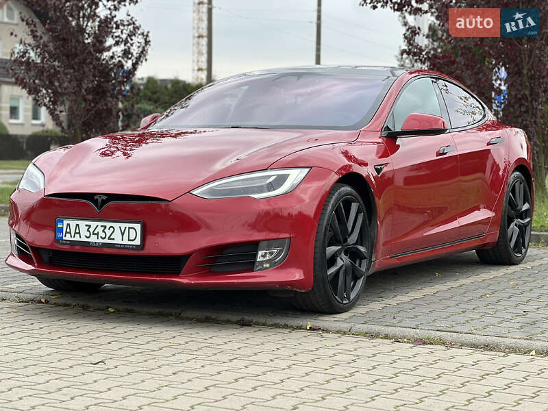 Лифтбек Tesla Model S 2018 в Львове фото 13 Лифтбек Tesla Model S 2018 в Львове