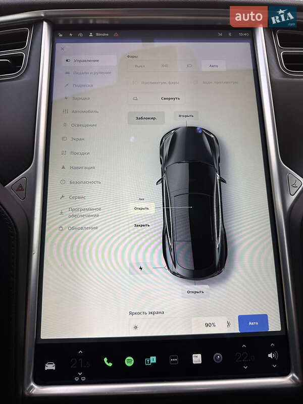 Лифтбек Tesla Model S 2014 в Киеве фото 35 Лифтбек Tesla Model S 2014 в Киеве