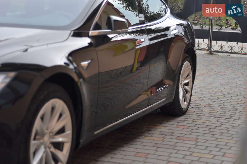 Лифтбек Tesla Model S 2018 в Ковеле фото 22 Лифтбек Tesla Model S 2018 в Ковеле