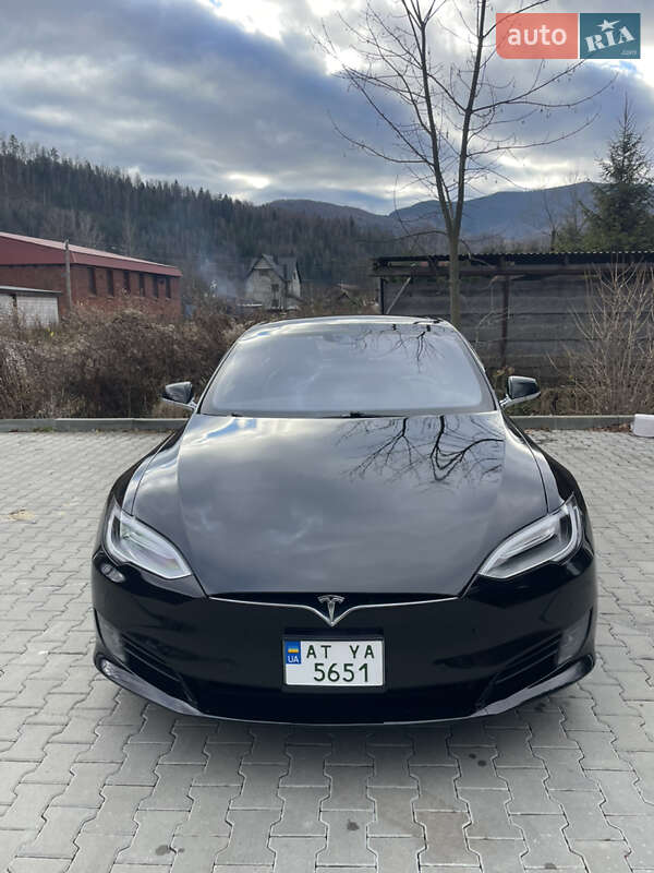 Лифтбек Tesla Model S 2016 в Яремче фото 2 Лифтбек Tesla Model S 2016 в Яремче