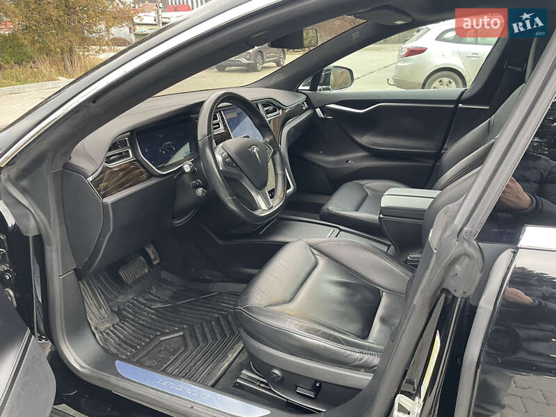 Лифтбек Tesla Model S 2016 в Яремче фото 18 Лифтбек Tesla Model S 2016 в Яремче