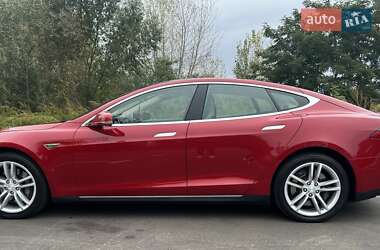 Лифтбек Tesla Model S 2013 в Киеве