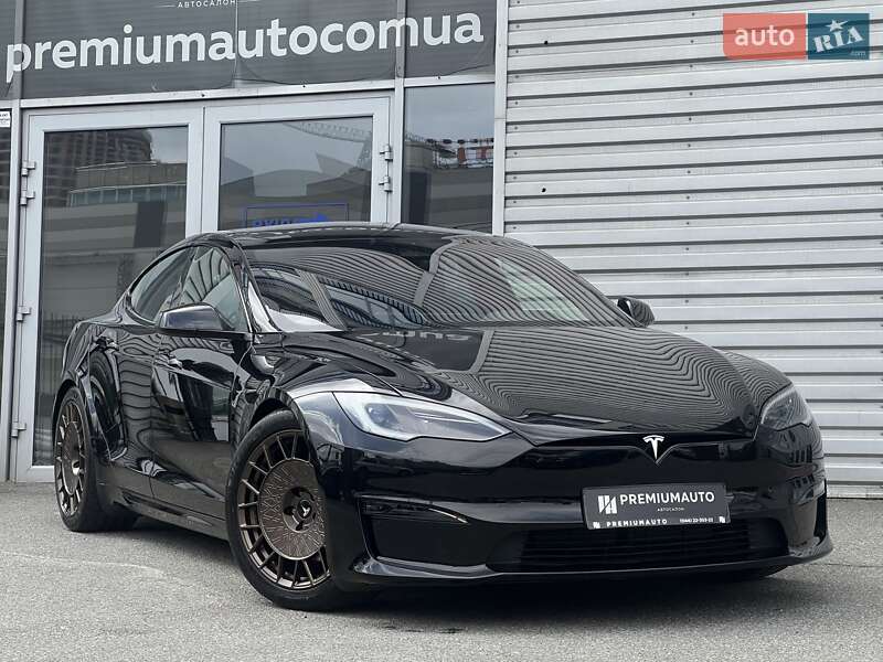 Лифтбек Tesla Model S 2023 в Киеве фото Лифтбек Tesla Model S 2023 в Киеве