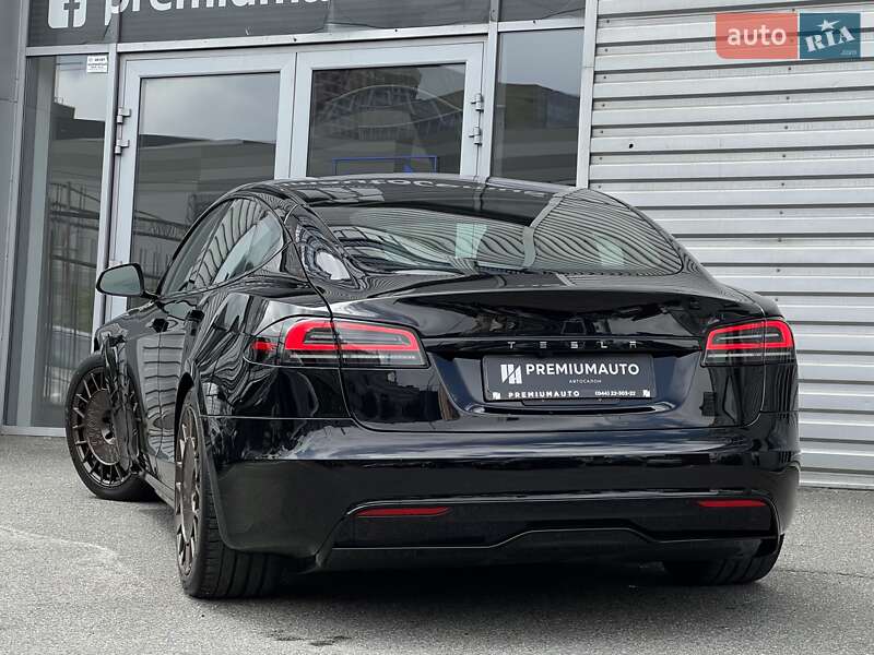 Лифтбек Tesla Model S 2023 в Киеве фото 7 Лифтбек Tesla Model S 2023 в Киеве