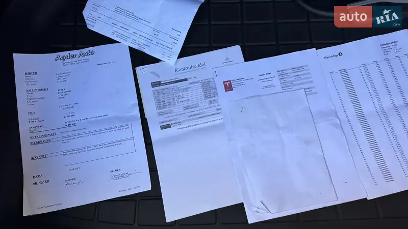 Лифтбек Tesla Model S 2013 в Виннице документ 2 фото Лифтбек Tesla Model S 2013 в Виннице документ