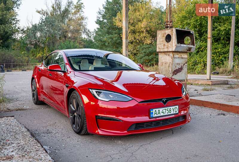 Лифтбек Tesla Model S 2022 в Киеве фото 6 Лифтбек Tesla Model S 2022 в Киеве