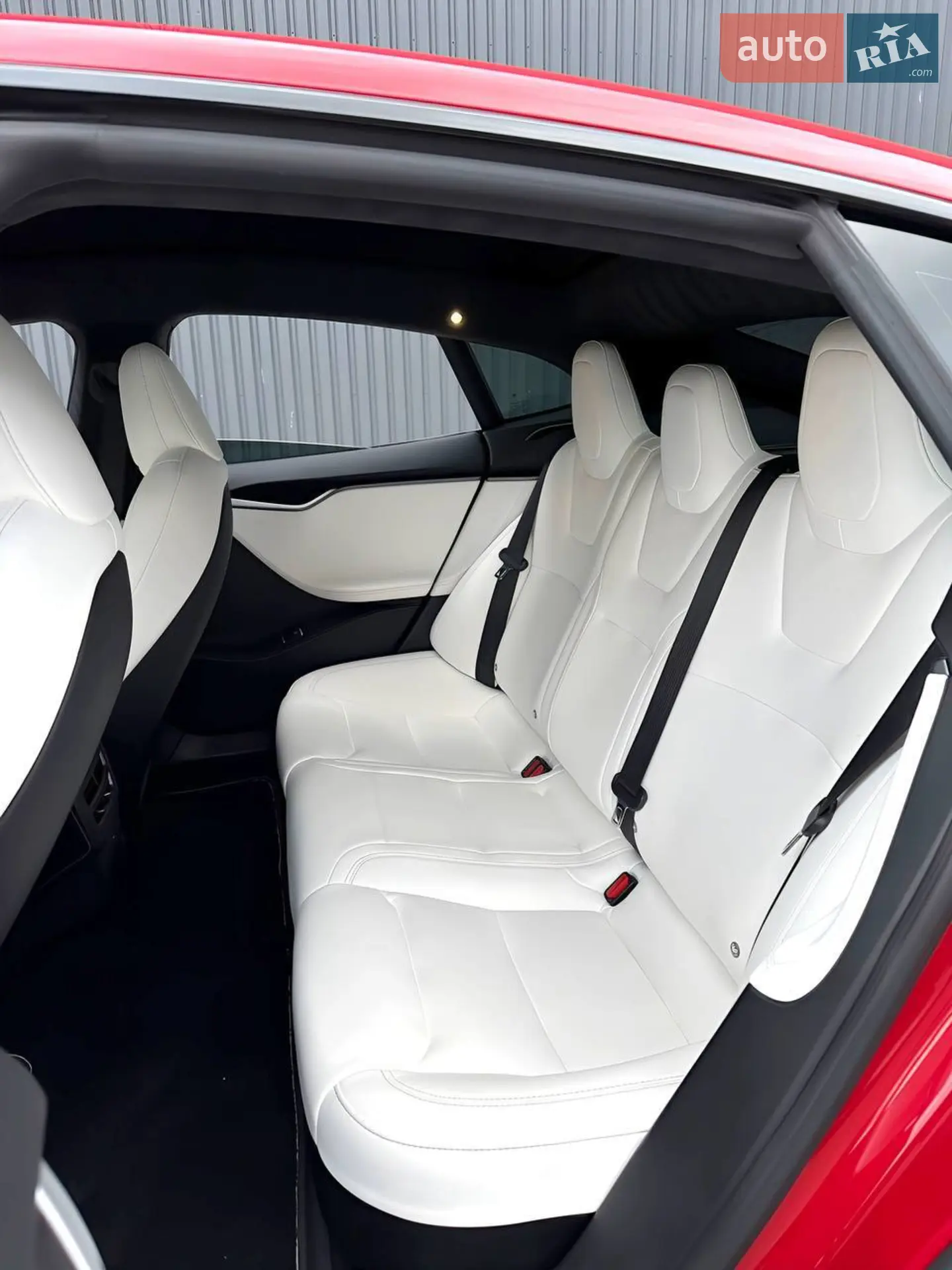2020 Tesla Model S - мініатюра 10